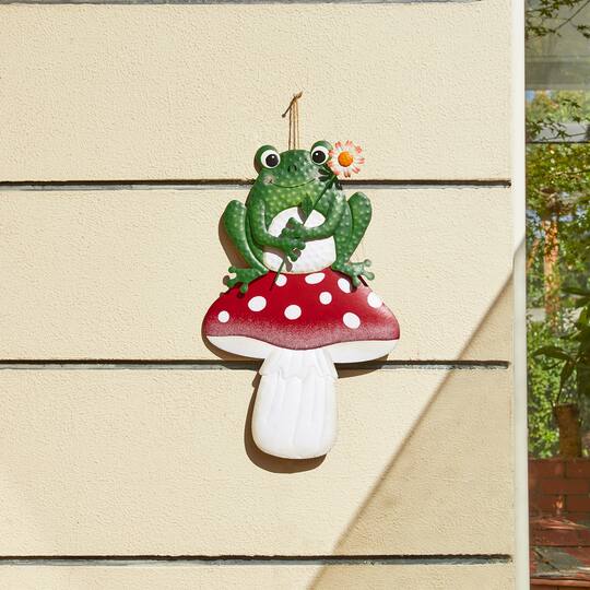 Glitzhome® 30" Metal Stacked Mushroom & Frog Yard Stake